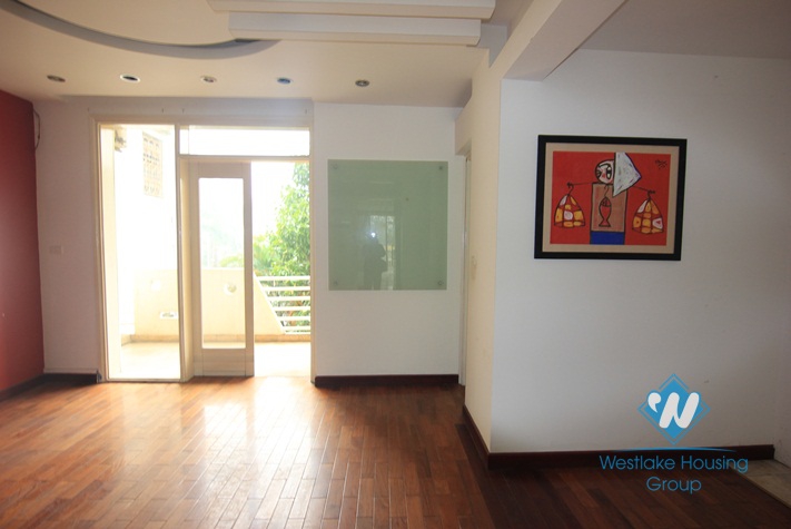 House rental on Xuan Dieu, Tay Ho